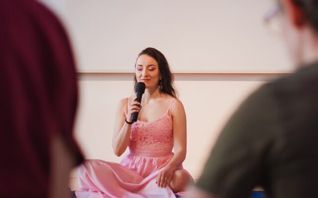 Festival de tantra și spiritualitate, dedicat iubirii, intimității sacre, yoga și transformării spirituale la Kama Festival 2026